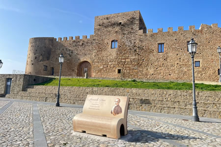 https://www.snupers.com/wp-content/uploads/2025/03/strongoli-home.jpg