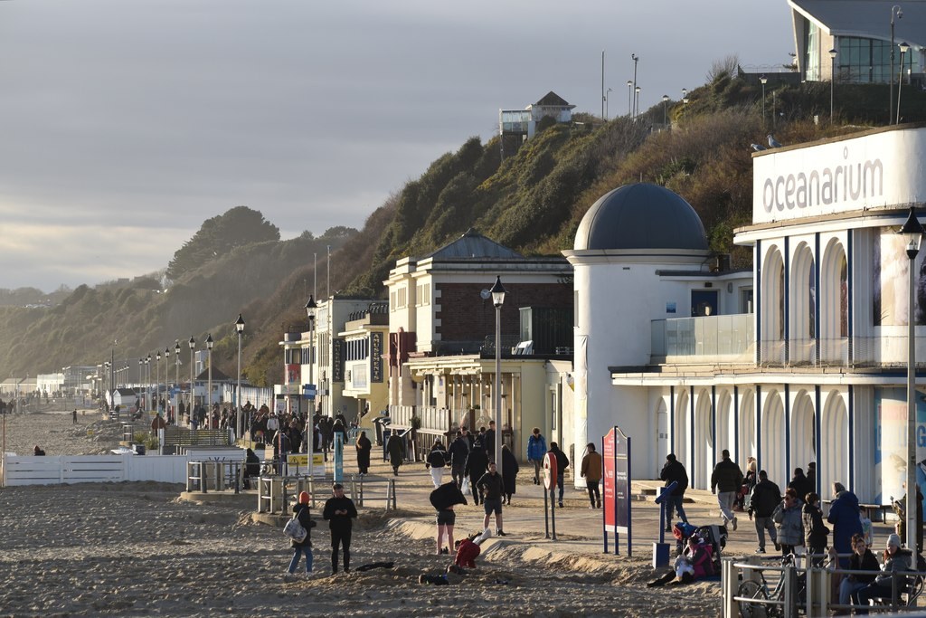 Bournemouth — lungomare ovest visto dal Pier, Dorset